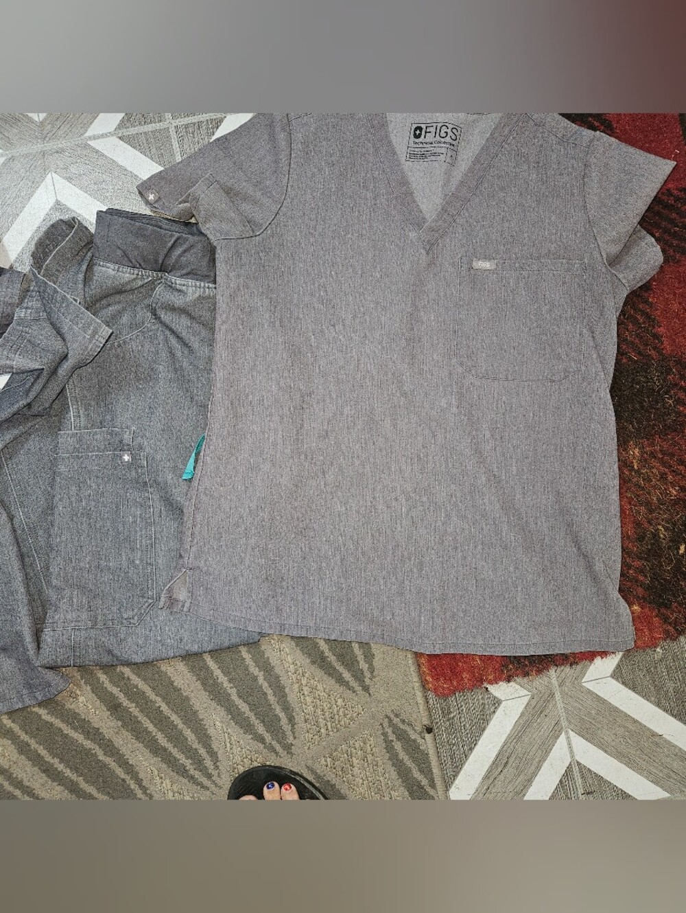 Gray Figs Scrub Set